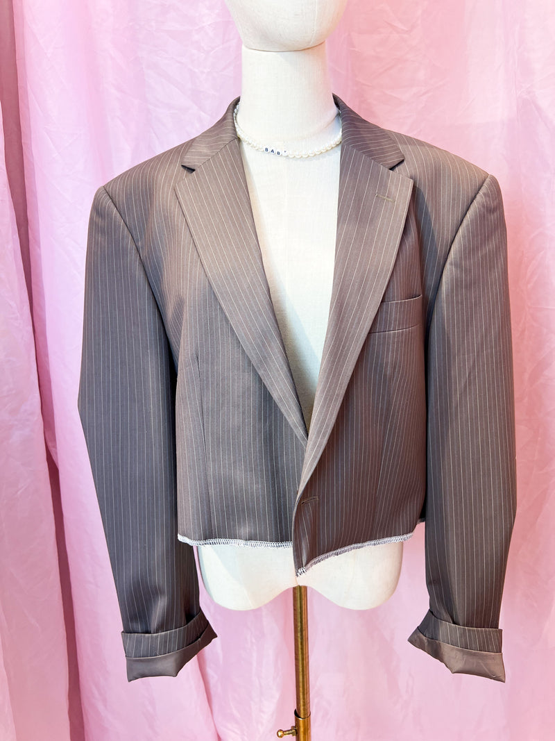 upcycling cropped Blazer