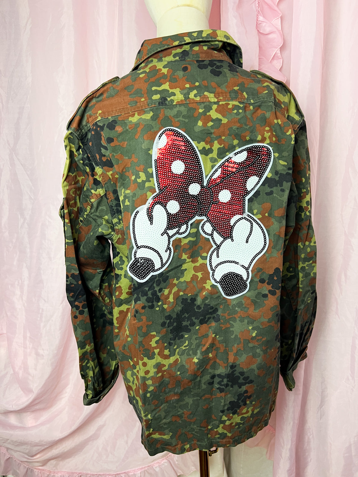 red Miss Minnie