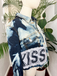 Kiss me