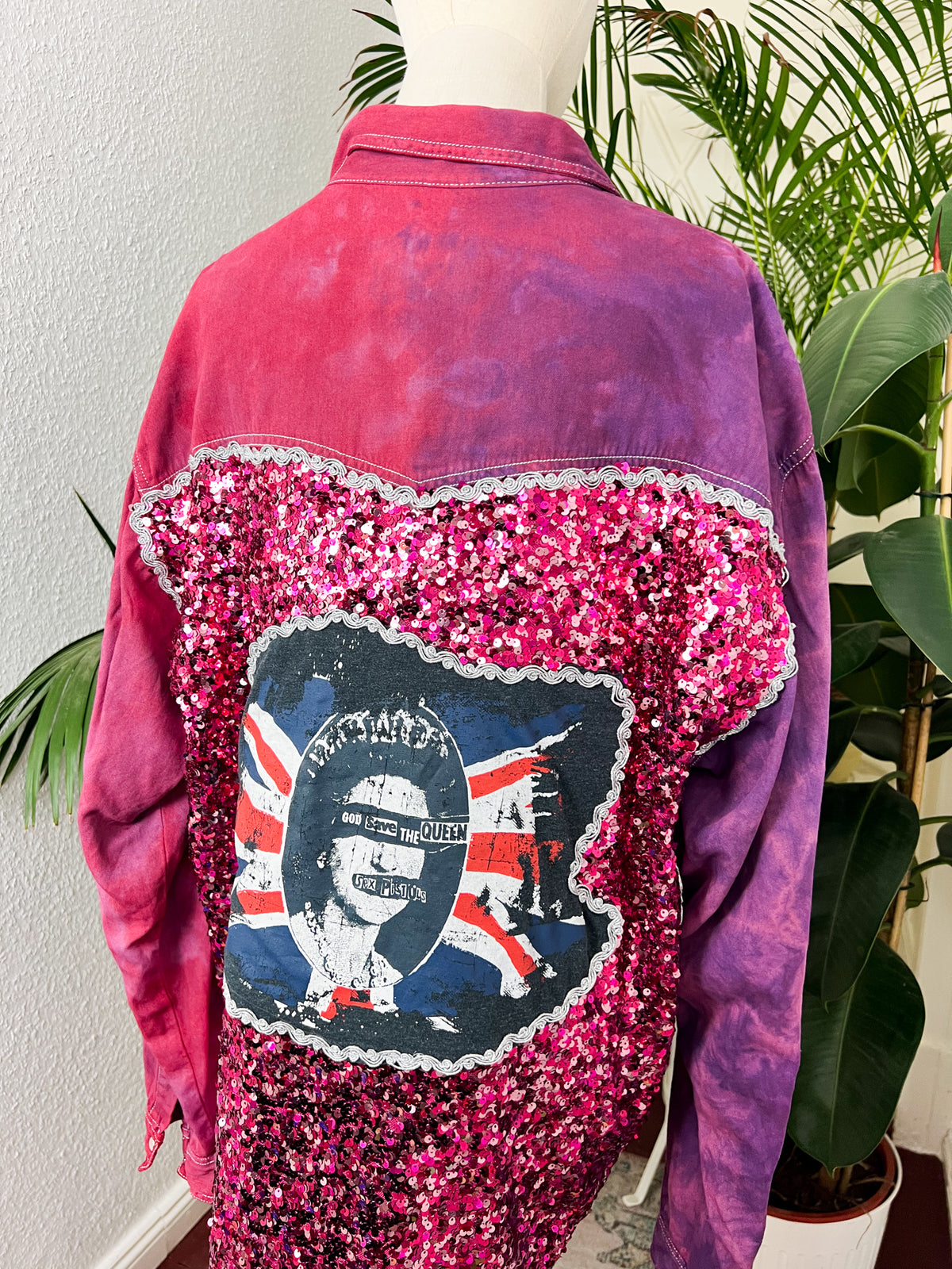 God save the Queen