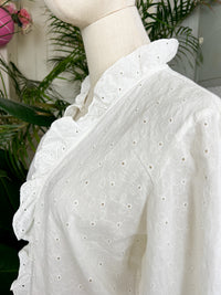 my fav summer blouse