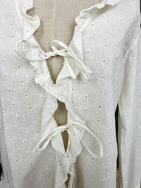 my fav summer blouse