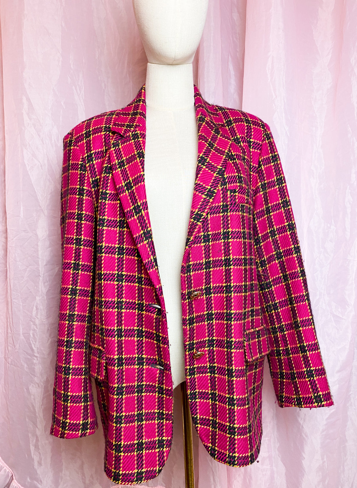 the perfect pink blazer