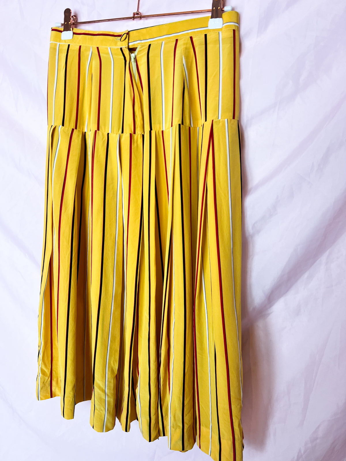 stripes and sunshine in Paris