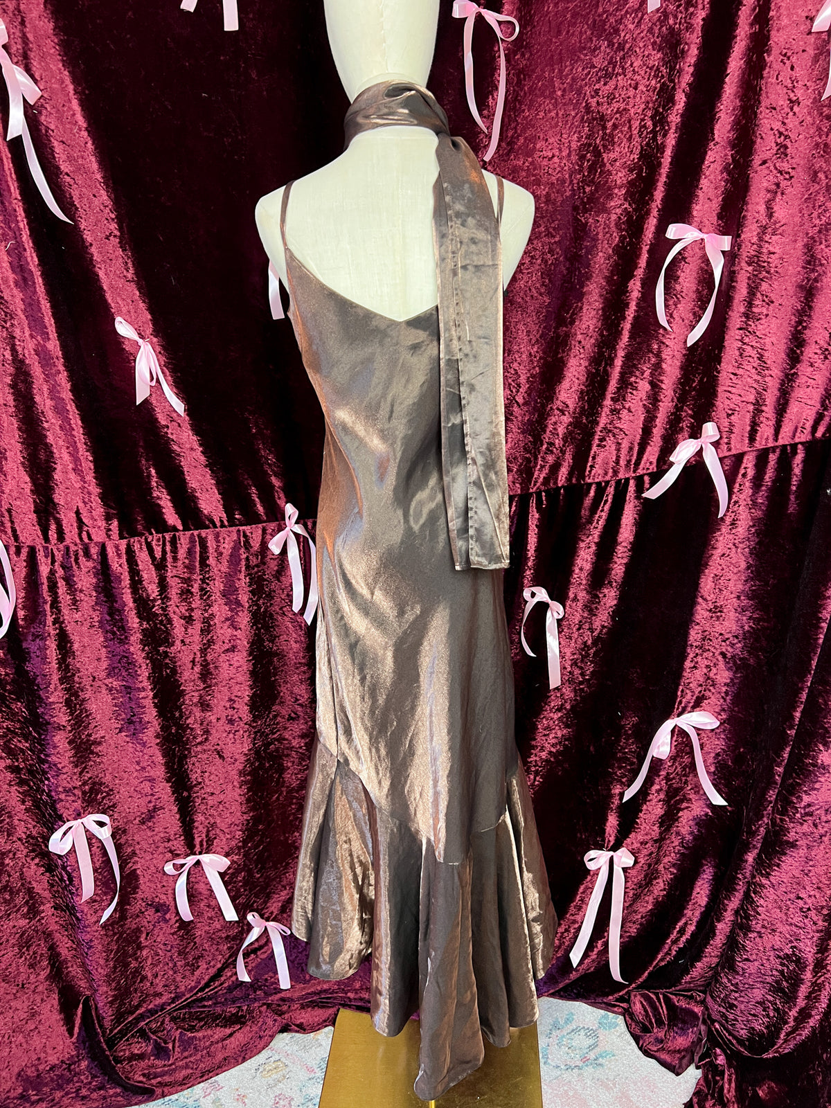 the perfect brown dress