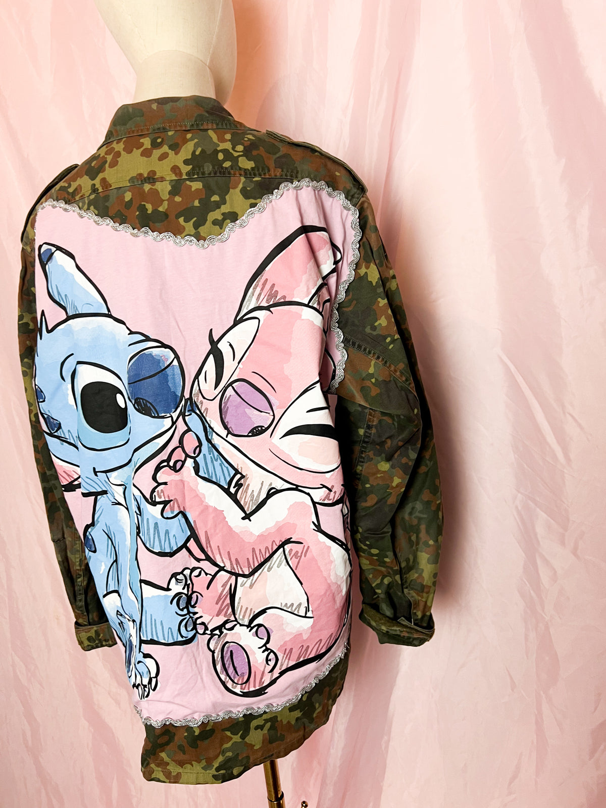 when stitch fell in love