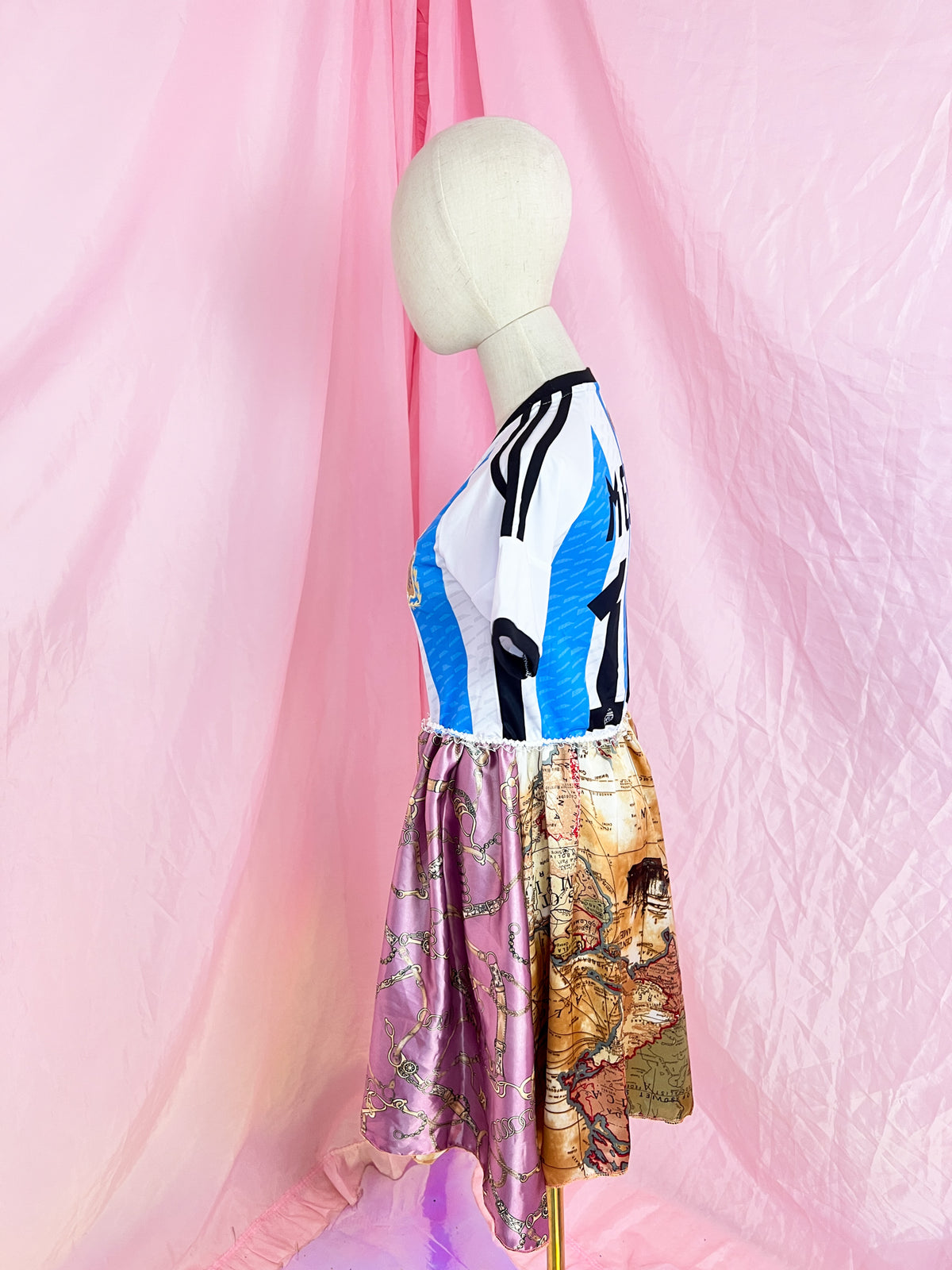Don‘t mess around upcycling dress