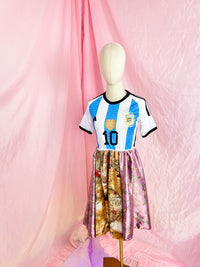 Don‘t mess around upcycling dress