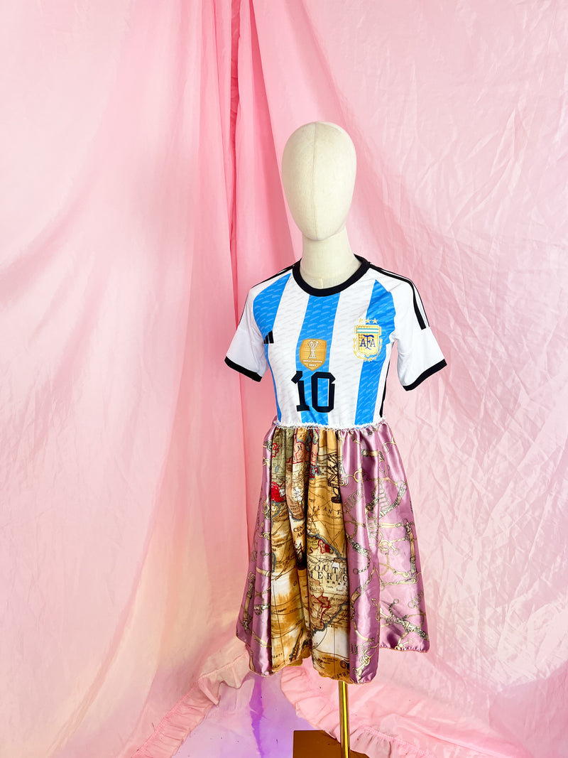 Don‘t mess around upcycling dress