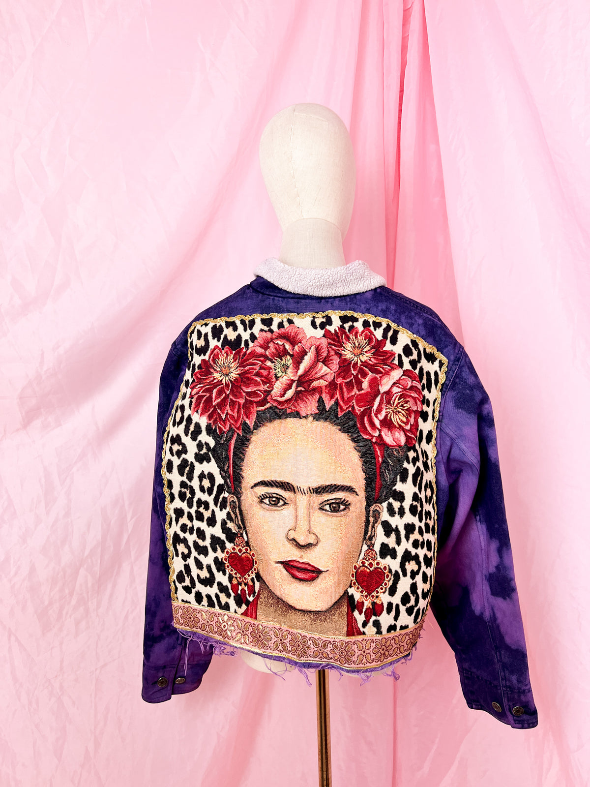 flower power leo lover