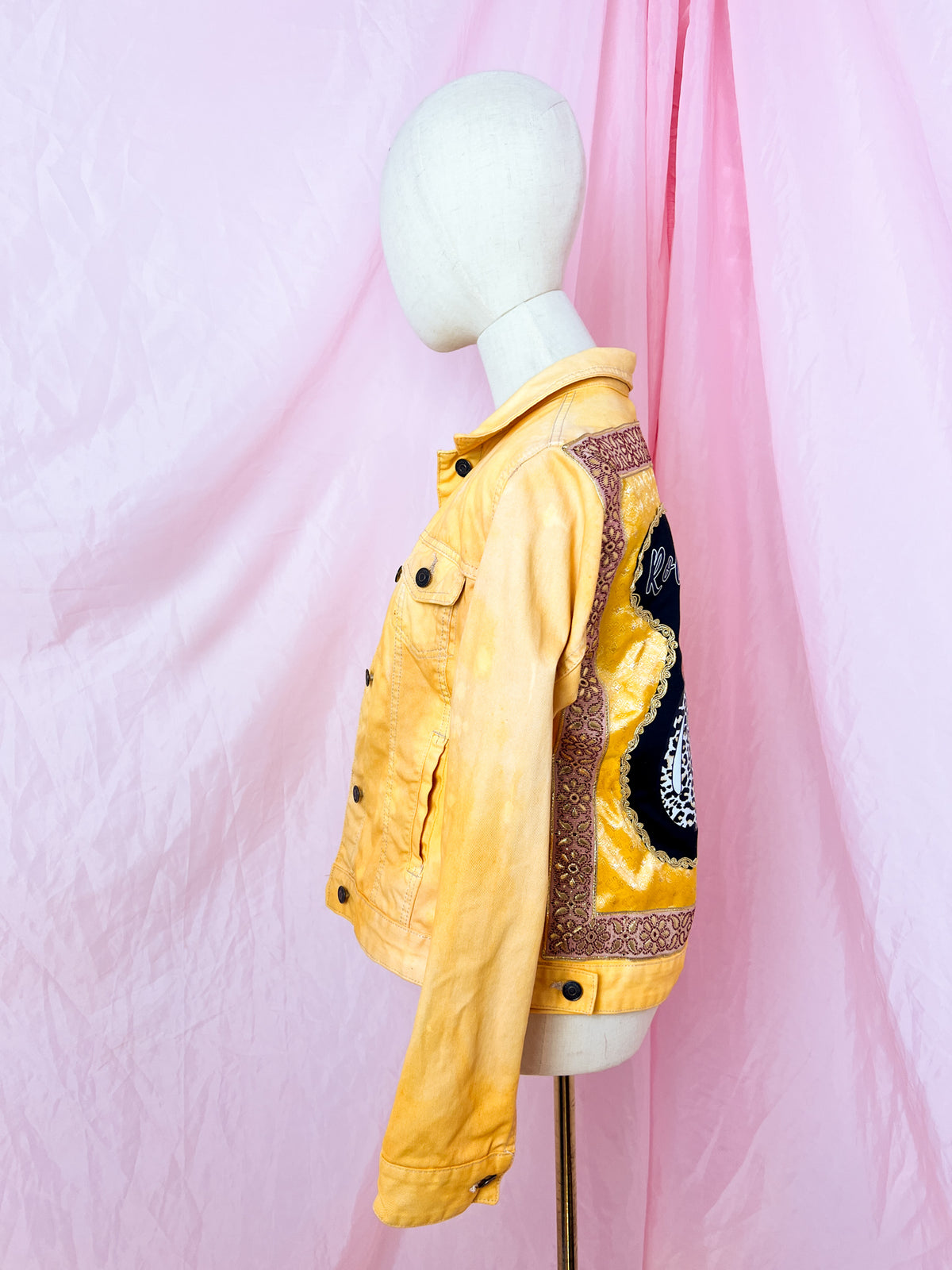 yellow is my favorite colour