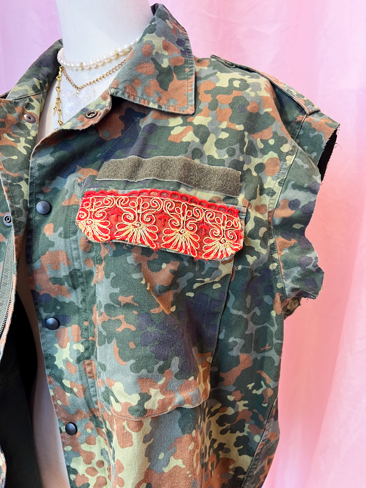 G&R camo dream vest