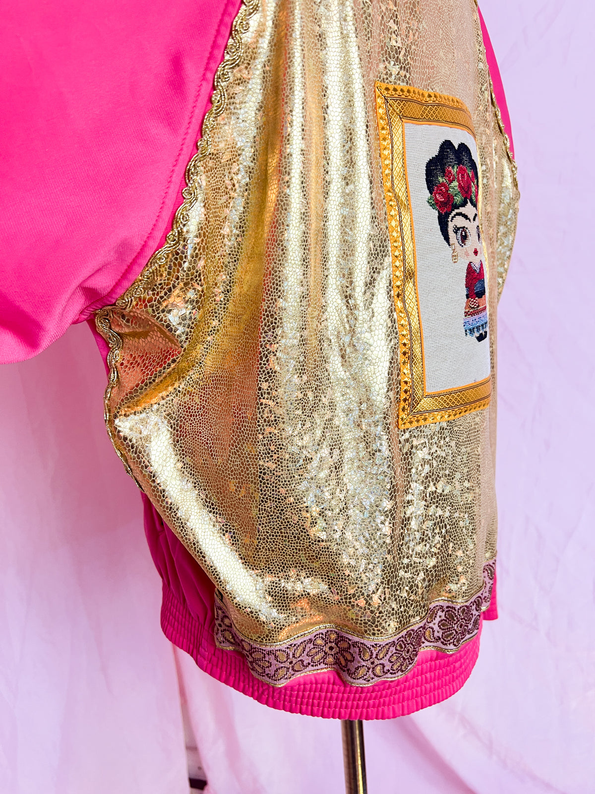 pink and gold is for winners