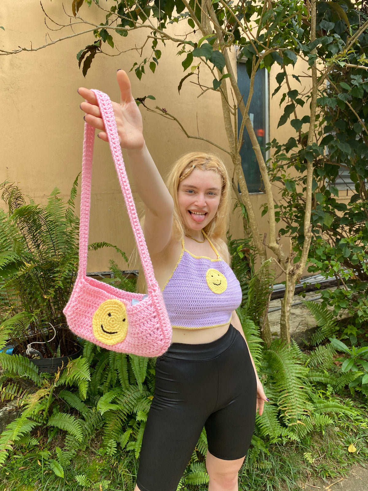 mini smiley bag pink